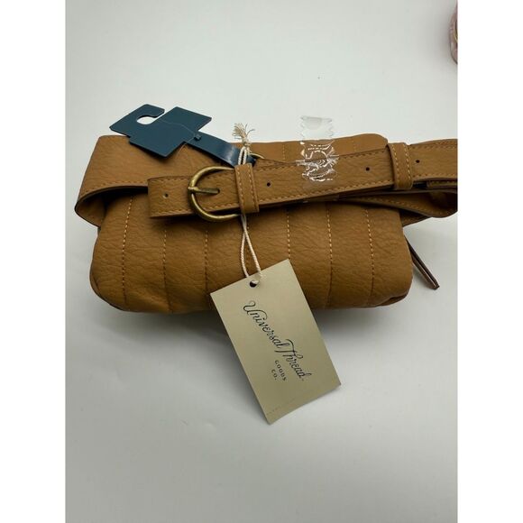 Universal Thread - Picture 2 of 5